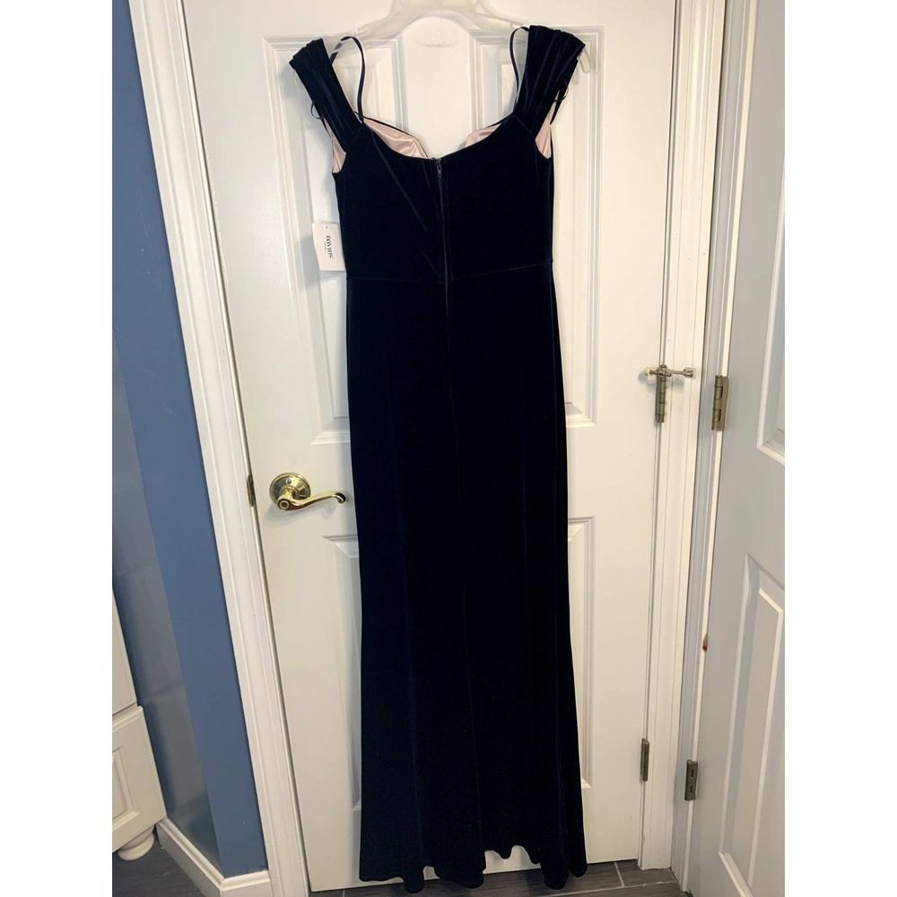 City Triangles Notched Off the Shoulder Blue Velvet Gown With Slit Size 6 - NWT - Picture 3 of 10